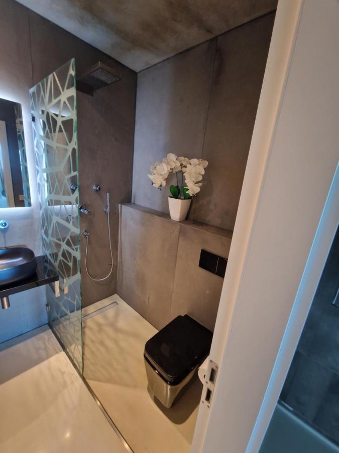 Exklusives Design-penthouse Mc1 Apartment